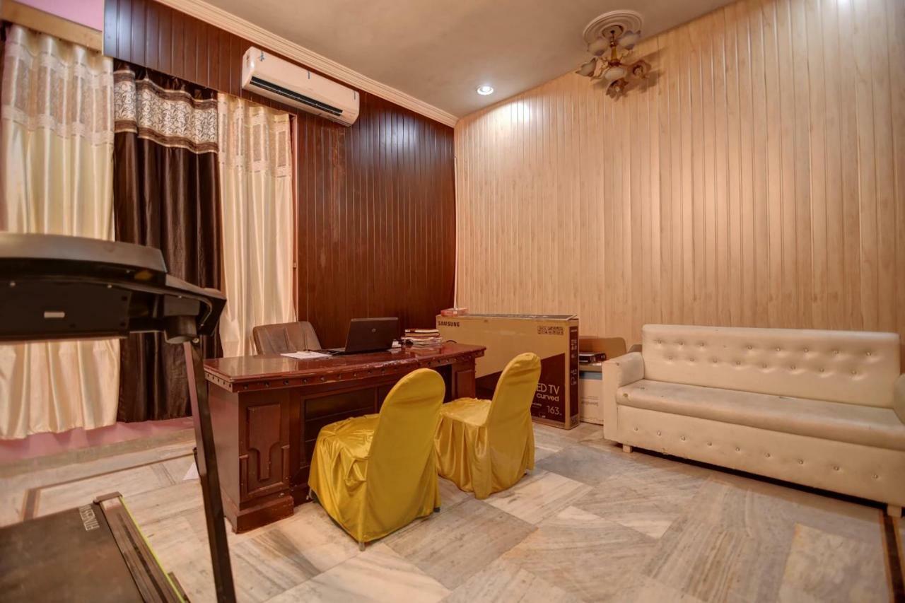 Oyo 19533 D Nest Inn Lucknow Exterior foto